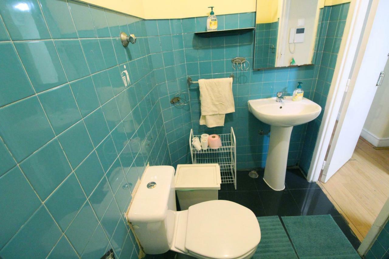 Room In Marechal Saldanha 3Rd Floor Lisbon Bagian luar foto